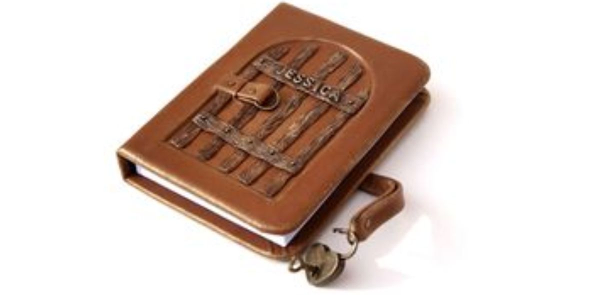 Personalised Diary with Magnetic Lock - Image 3